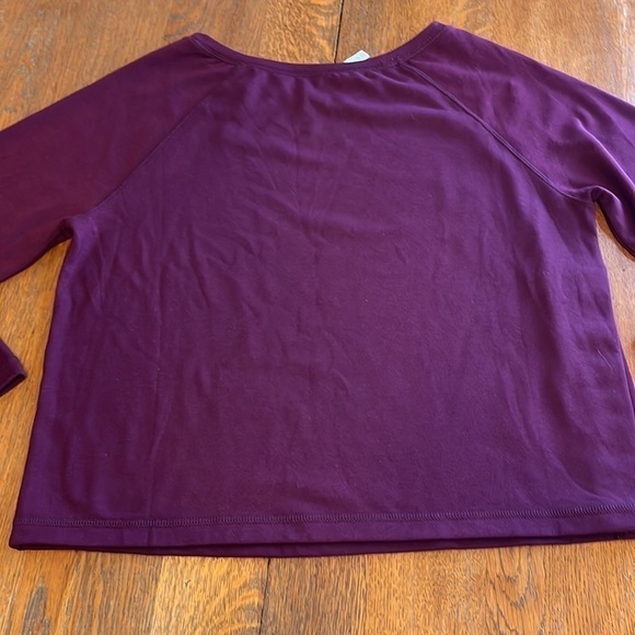 Fabletics Isabel Wide Sleeve Pullover Plum Sweatshirt size M - Picture 3 of 12